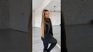 Miravi singing