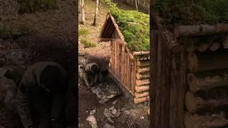 Building a Log Cabin part 13/15 #survival  #bushcraft #outdoor #logcabin