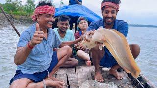 বিদ্যাধরী নদীতে বড়শি দিয়ে,বড় ক্যাটফিস আর দাঁতনে মাছ পেলাম!!!