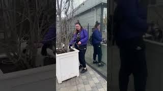 Алушта, зеркальный туалет…  крымские блогеры канал Дистрикт Крым
