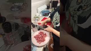 how to crack black pepper on any meat? #tutorial #steak #pepper #prepper