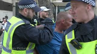 Clashes in London between protesters and police in wake off Southport disorder