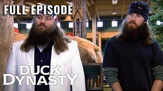 Duck Dynasty: Bass Pro Shops Unveils Duck Commander Products (S3, E10) | Full Episode