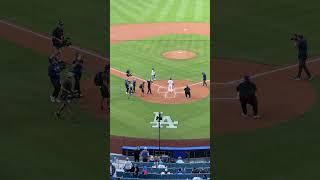 Tommy Edman's son throws out first pitch for bobblehead night at Dodger Stadium