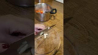 Slicing #garlic #fish #soup  #healthy #cooking #food  #shortvideo #asmr  #ytshorts #trending #shorts