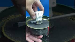 Creative trick for a common problem#CaliGarage #SmartFix #HouseHack #ToolImprovisation