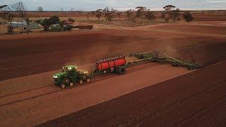  XXL SEEDING in AUSTRALIA | X2 JOHN DEERE 9RX | 24M SEEDER