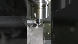 Drilling & grooving with 1000 mm/min, with a non-chattering end mill!