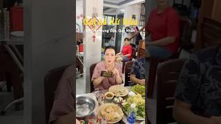 Việt Hương - Ăn món gỏi cá mai tại quán Gỏi cá Xứ Nẫu - Quy Nhơn #VietHuong #goicamai #goicaxunau