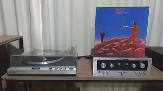 Marantz Model 1040 - Rush - La Villa Strangiato