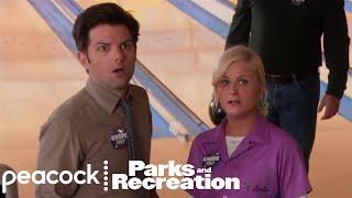 Ben Punches a Jerk for Leslie | Parks and Recreation