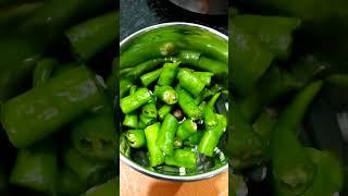 Green chilli chutney Recipe | #shorts #cookingwithkakku