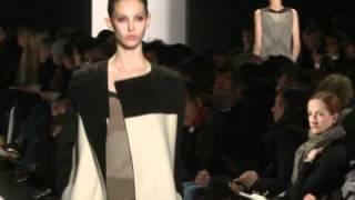 NARCISO RODRIGUEZ Fashion Show - Ready-To-Wear Women's Autumn/Winter 2011/12. Plus interview.