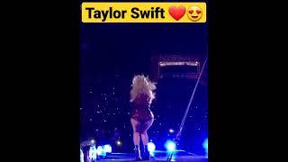 Taylor Swift Sexy Walk On Stage #taylorswift #sexy #hot #walk