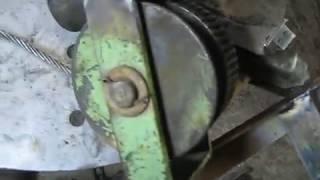 Ручная лебёдка для снятия КПП на грузовом автомобиле 1