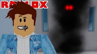 ЛАГЕРЬ в ОФИСЕ Роблокса! Небоскреб или работа Кида. Побег от монстра в ROBLOX. Кошмарный Кемпинг