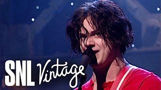 The White Stripes: Dead Leaves and the Dirty Ground (Live) - SNL