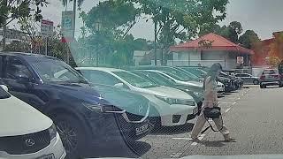 29sep2024 Serangoon Garden #SLC3578Y mazda cx5 drove up infront of camcar and snatch the parking lot