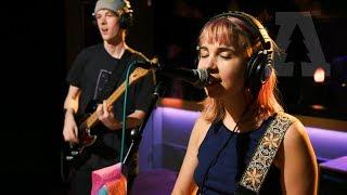 Beach Bunny - Prom Queen | Audiotree Live