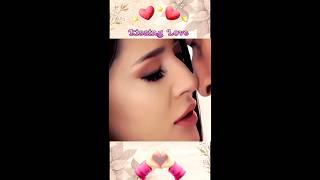 Lesbian Kiss #lesbians #lesbiankiss #gaptheseries