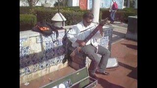 Stick guitar.Талантливый Музыкант и на палке сыграет