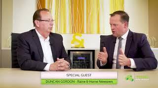 Brian Cannan with leading Agent Duncan Gordon - Raine & Horne Newtown (2017)