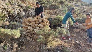 Creative ideas for making a toilet with stone, dirt and plastic