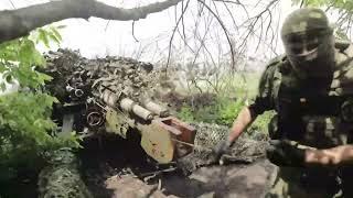 Russian Rapira MT-12 anti tank gun crews destroy Ukrainian positions