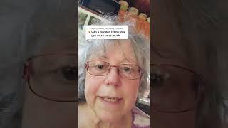 @robbnwa #viralvideo #stitch #dayoftheanswer #funny #grandma