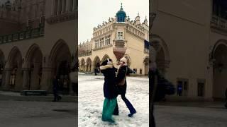 Enjoying snow  #friends  #explore #dance #dancer #shorts #krakow #polska #poland #snowing #love