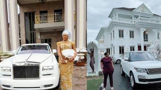 Meet The BILLIONAIRE Nigerian Woman, Who Owns A PRIVATE JET, Richer Than Davido, Wizkid And Dangote