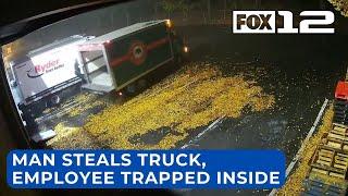 Man steals delivery truck in Milwaukie with employee trapped in back