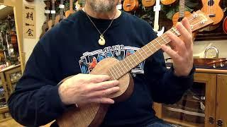 "Moon River" on Martin OXK Concert #5267 @ Ukulele Mania, Tokyo