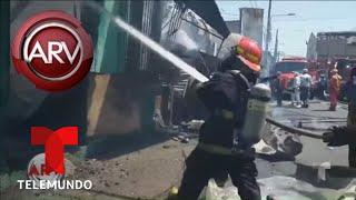 Bomberos en El Salvador casi son aplastados por un muro | Al Rojo Vivo | Telemundo