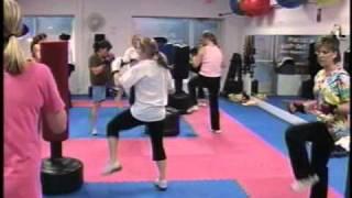 SECTV Leading Edge Cage Fitness class