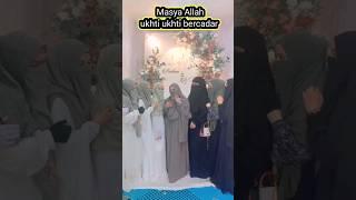 Masya Allah ukhti muslimah bercadar hadir di acara teman nya 