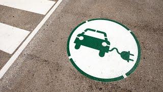 Low emission vehicles to receive funding boost