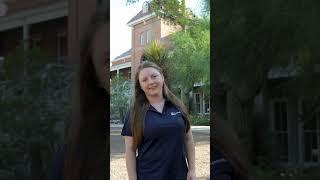 The University of Arizona Temsilcisi Svetlana Popovic