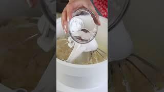 Best vanilla buttercream #frosting #buttercream