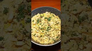 Куриное филе с грибами и сметаной