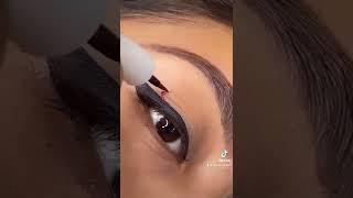 Easy Halloween Makeup Look | Eyeliner Tutorial |last minute Halloween makeup | diy Halloween costume