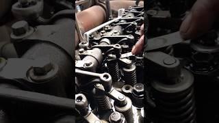 How to check fuel injector and tapped setting #expert #automobile #mechanic #ytshorts #viralshort