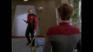 Star Trek : Capt Sisko interviews a cadet