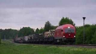 Поезд с военной техникой / Entire train of military equipment