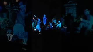 Disneyland Haunted Mansion Graveyard #disney #disneylandattractions #Disneyland