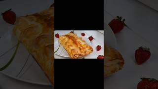 Strawberry Season Delight: Easy Puff Pastry Bites with a Chocolate Surprise