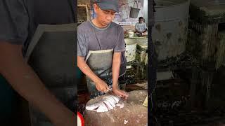 Fast Fish Cutting  #fishcuttingknife  #fishcutting #food #shorts ##streetfood