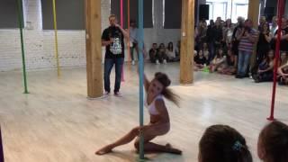 Pole Dance Solo - Joanna Krauze