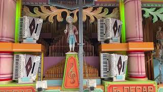 Decap Dance Organ built in a Mercedes Truck - Herentals Swinging Lady