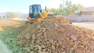 Best Operator of Shantui SD 16 E Bulldozer Pushing Smooth and Fastest Ground